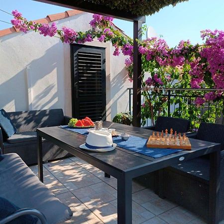 Holiday Home By The Sea - Nina & Kate สตอน ภายนอก รูปภาพ